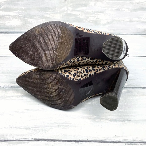 Qupid Pointed Toe Leopard Print Heeled Booties Chunky Block Heel Ankle Boot 5.5M - Picture 13 of 16